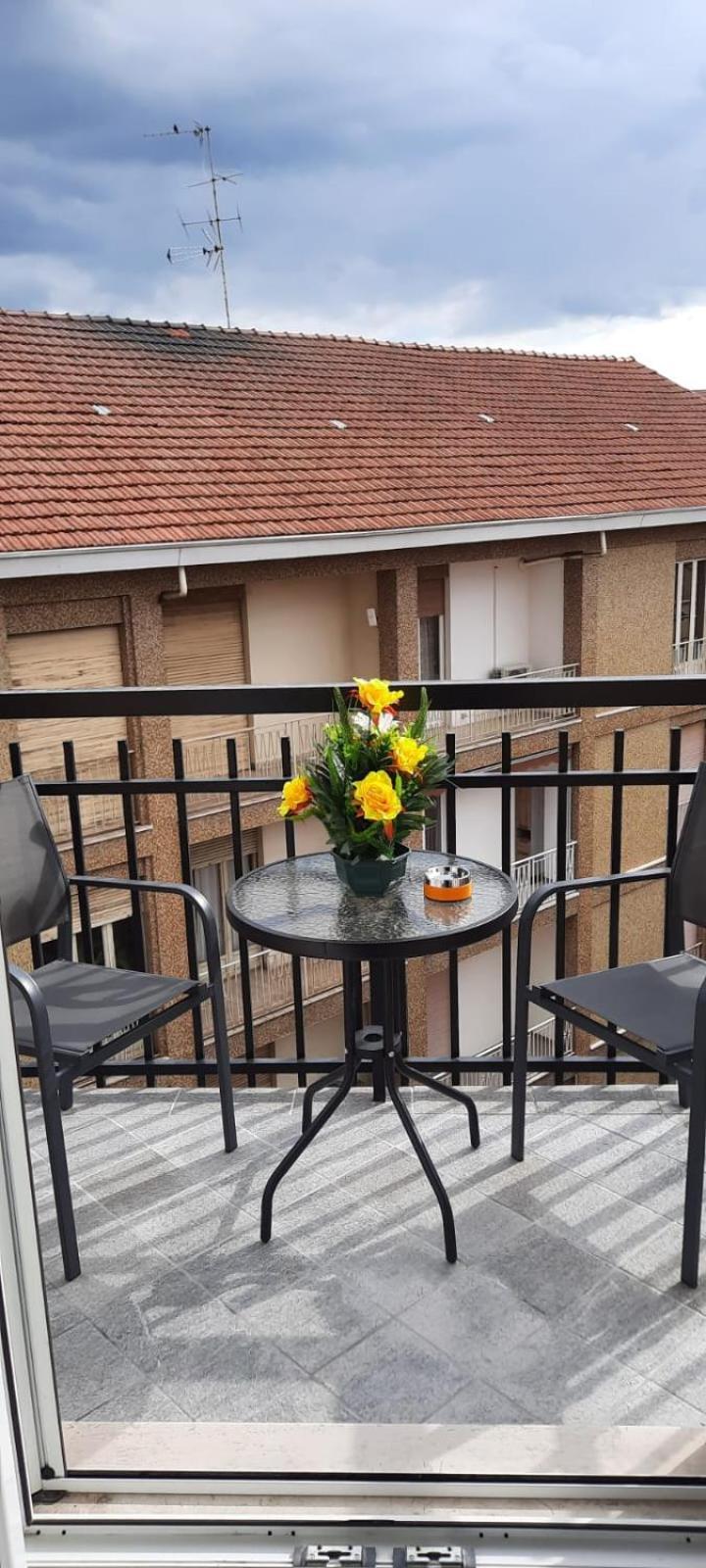 Anzalone House Apartment Asti Exterior photo